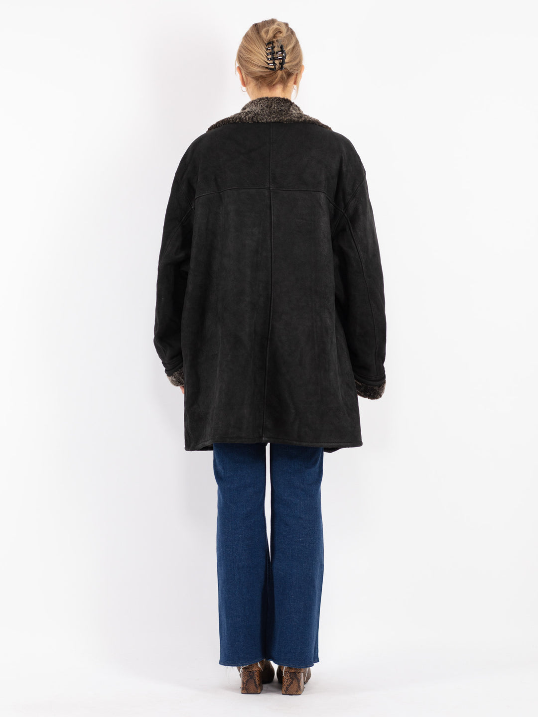 Vintage 90's Women Sheepskin in Black
