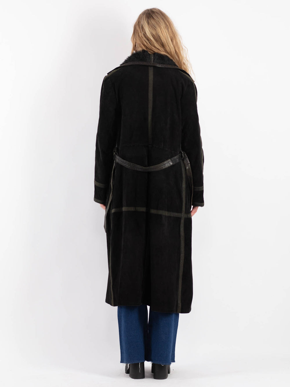 Vintage 90's Women Sheepskin Coat in BlackV9228