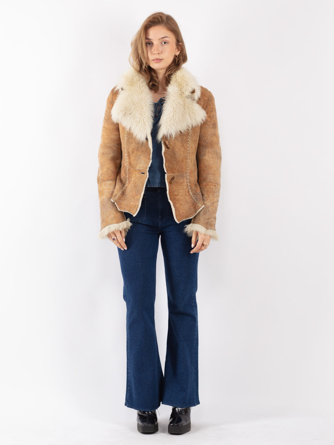 Vintage 90's Women Sheepskin Jacket in Beige