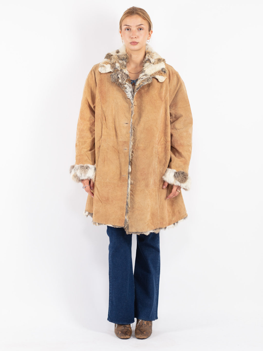 Vintage 90's Women Suede Sherpa Coat in Beige