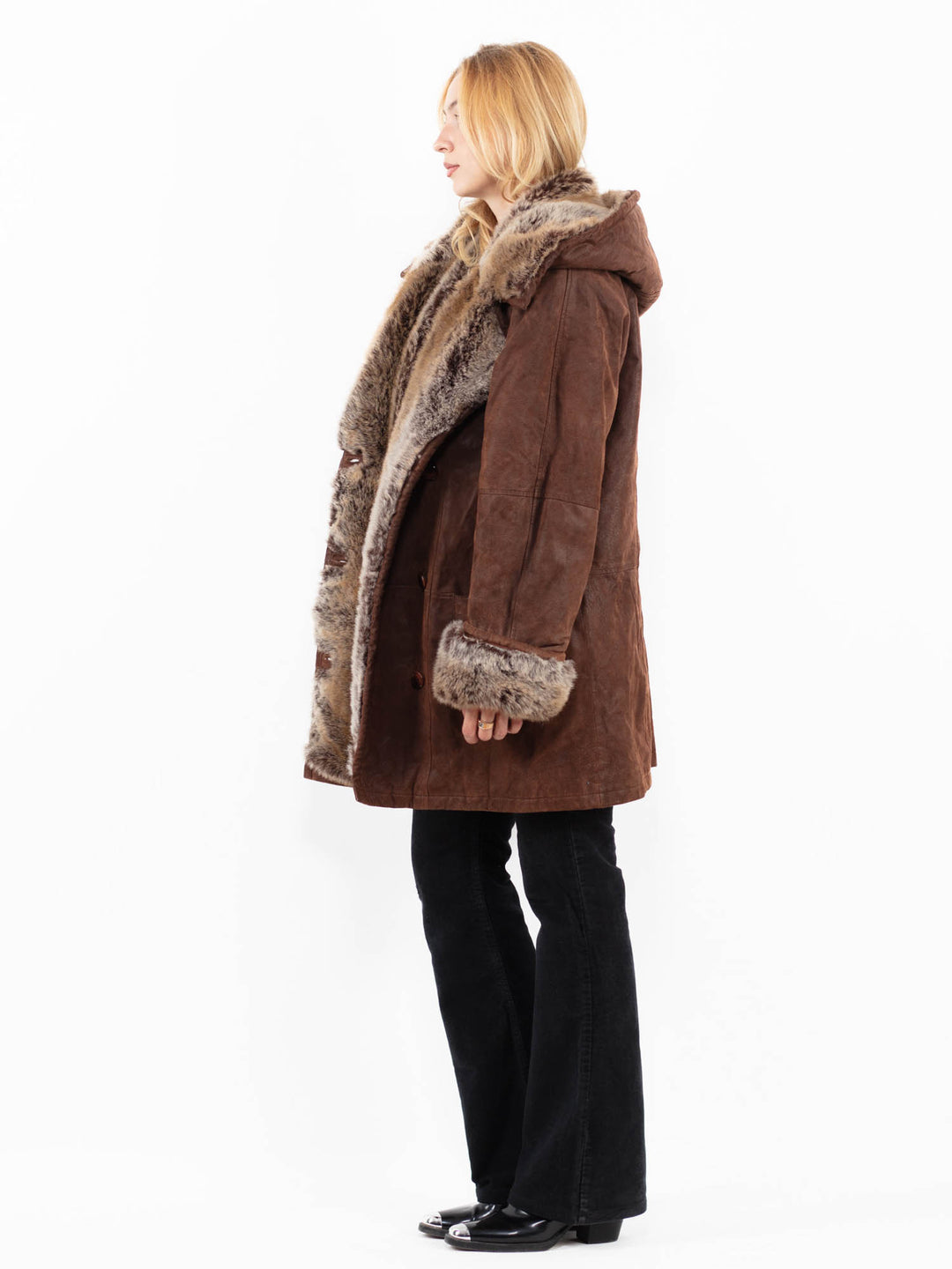 Vintage 90's Women Suede Sherpa in BrownA0191