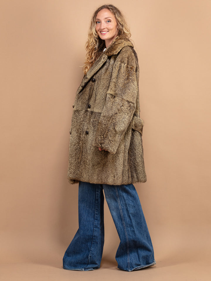 Vintage 80's Women Oversized Fur Coat in Beige - NorthernGrip