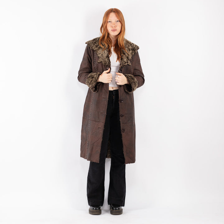 Vintage 90's Women Sherpa Coat in Brown