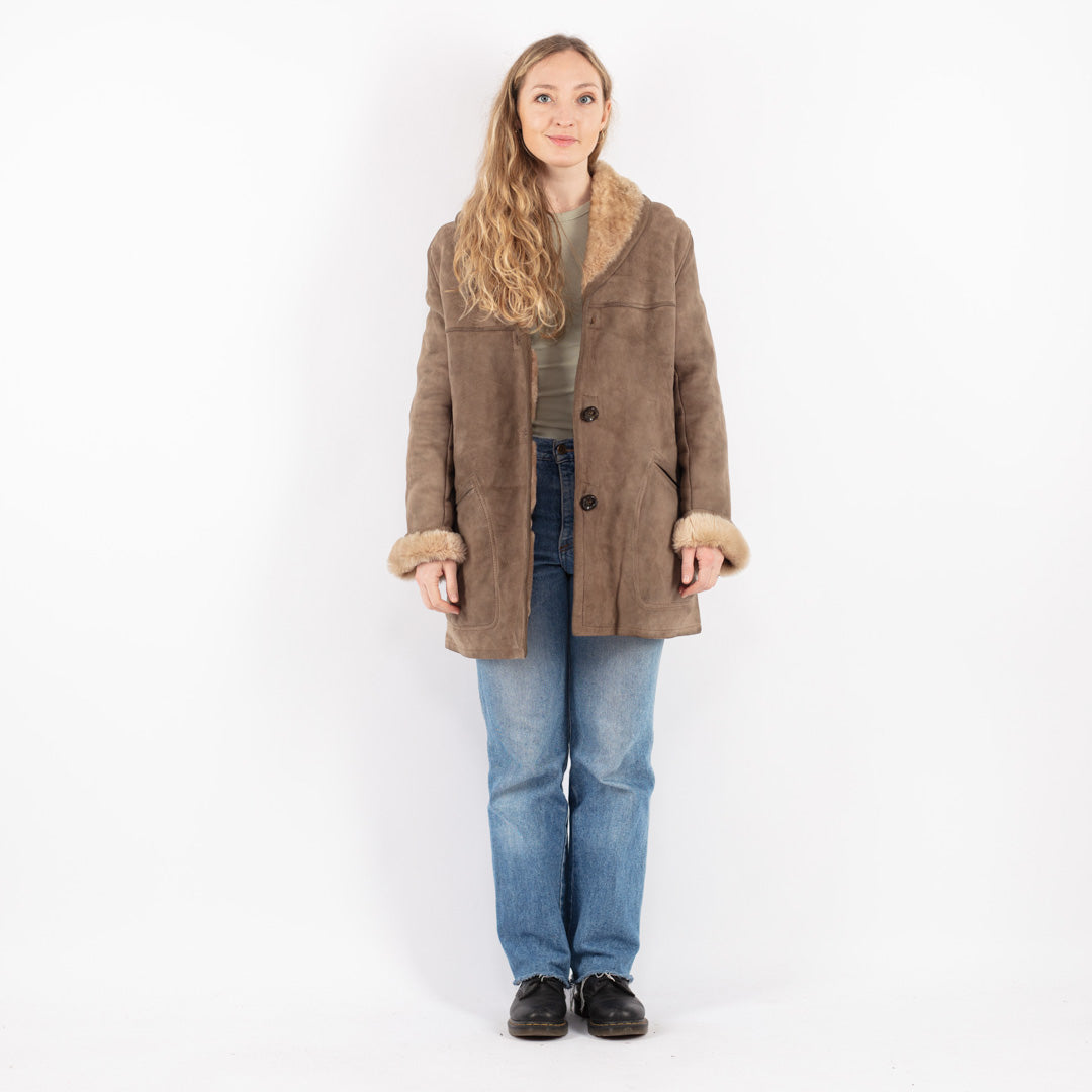 Vintage 70's Women Sheepskin Coat in Beige