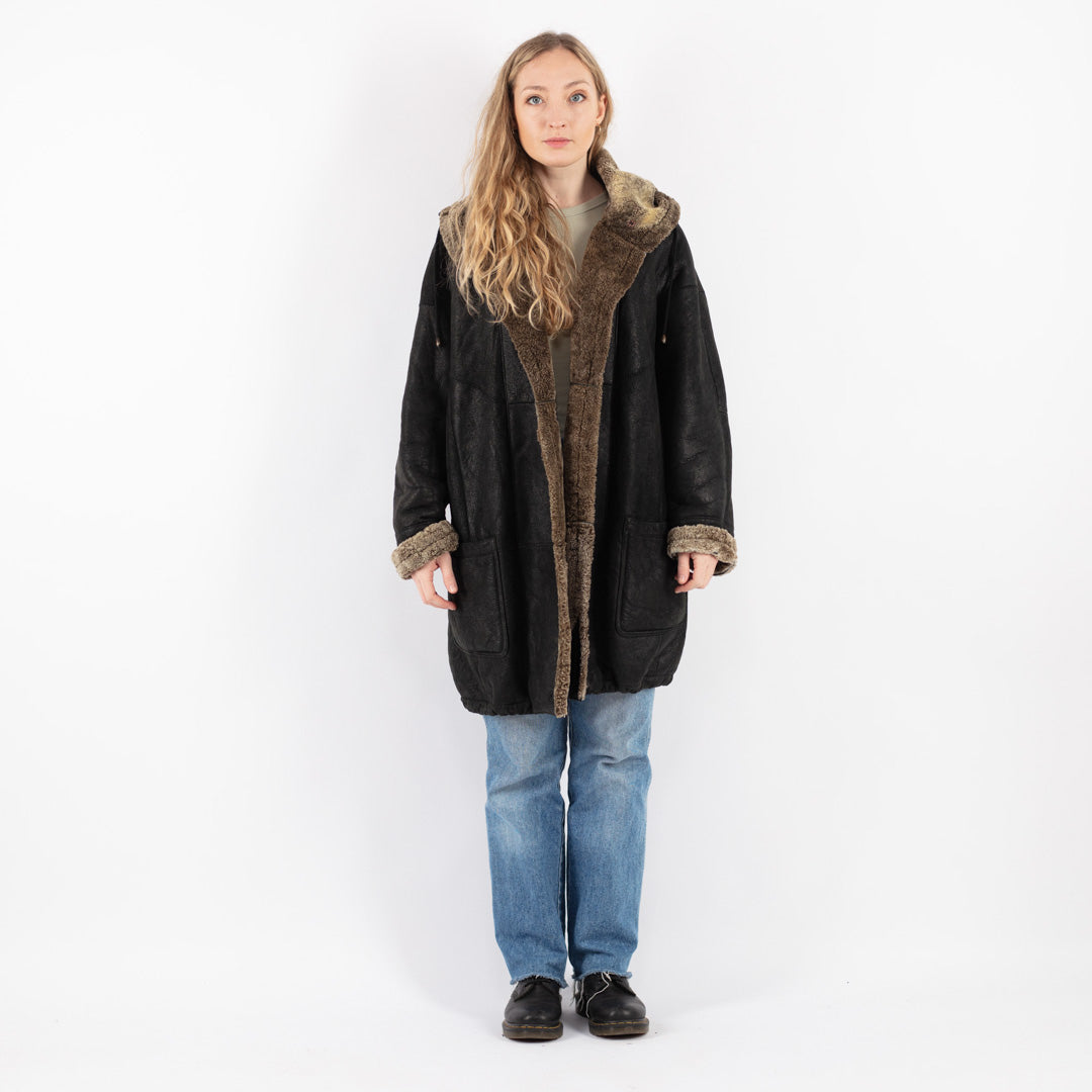 Vintage 90's Women Sheepskin Coat in BlackV8942