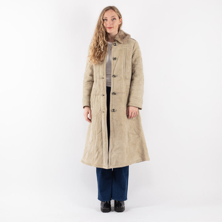 Vintage 70's Women Sheepskin Coat in Beige