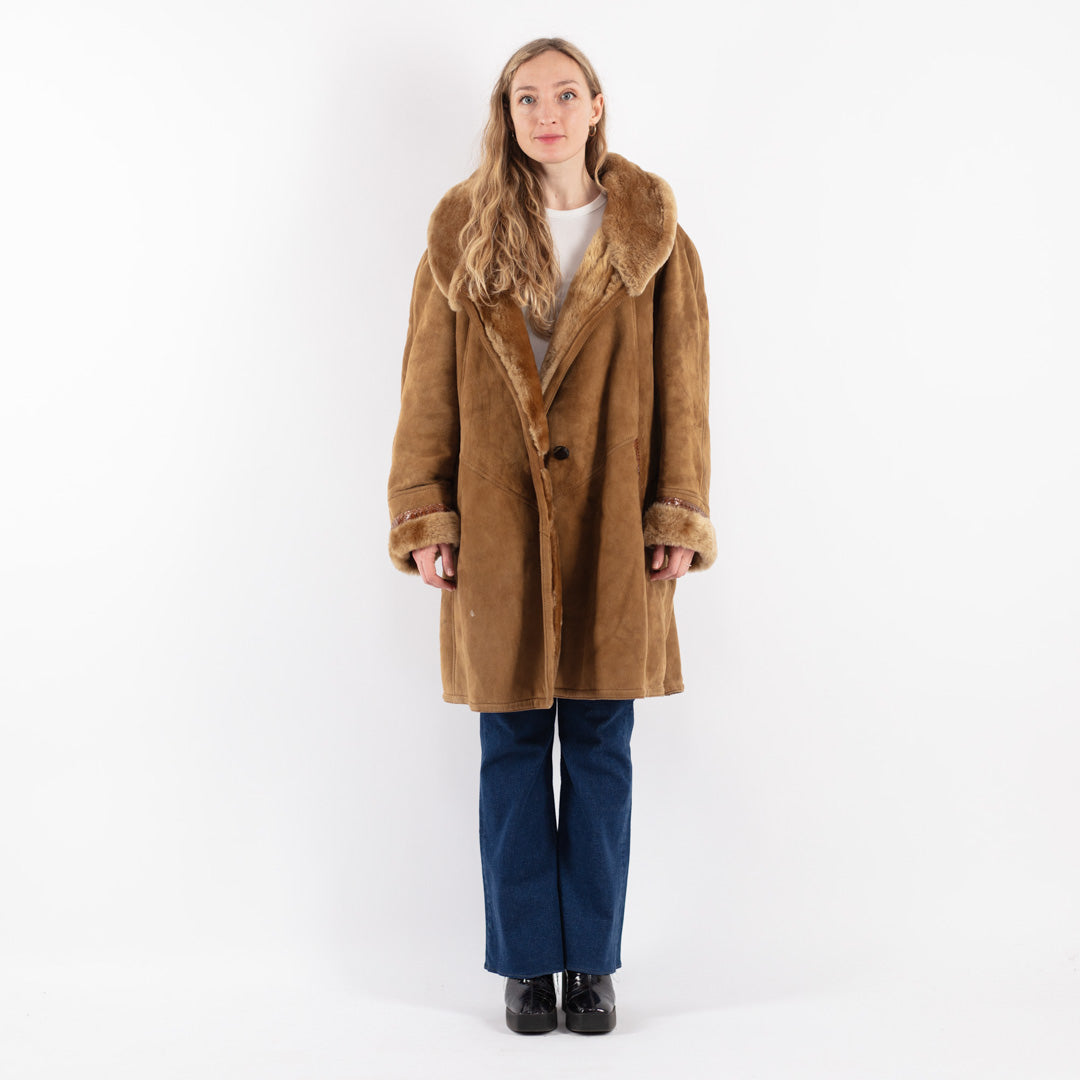 Vintage 80's Women Sheepskin Shearling Coat in Beige