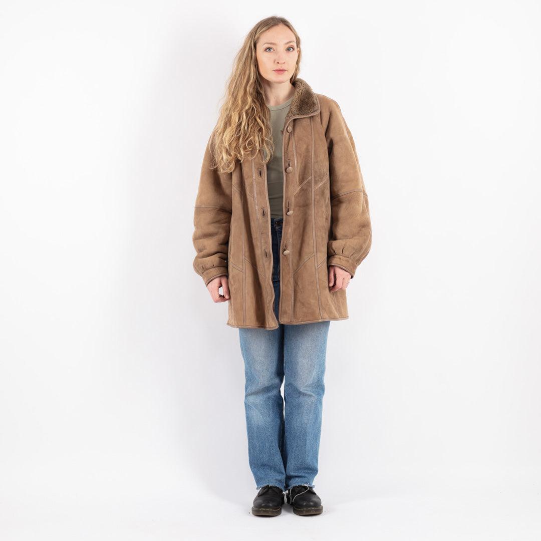 Vintage 80's Women Sheepskin Coat in Beige