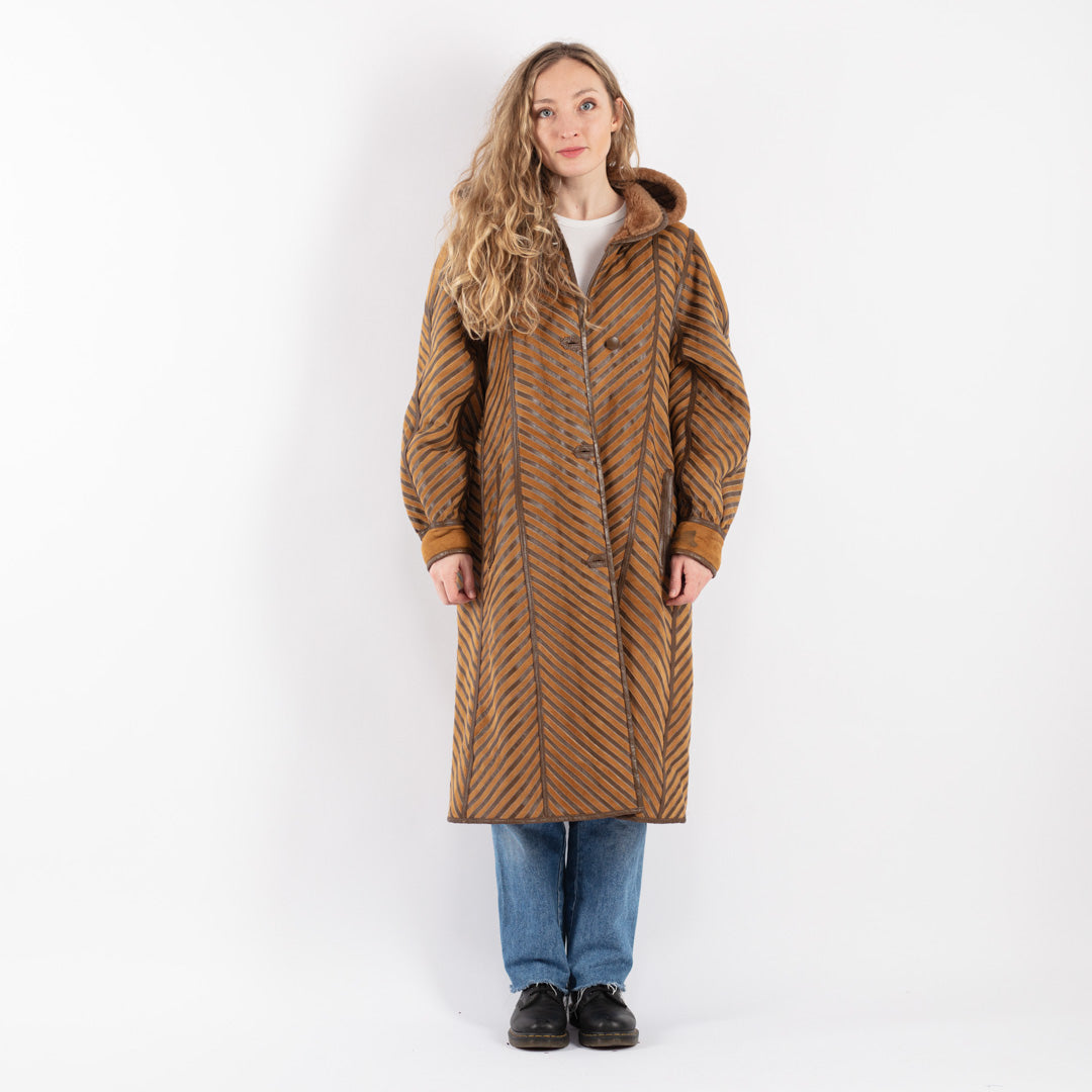 Vintage 80's Women Sheepskin Coat in Brown