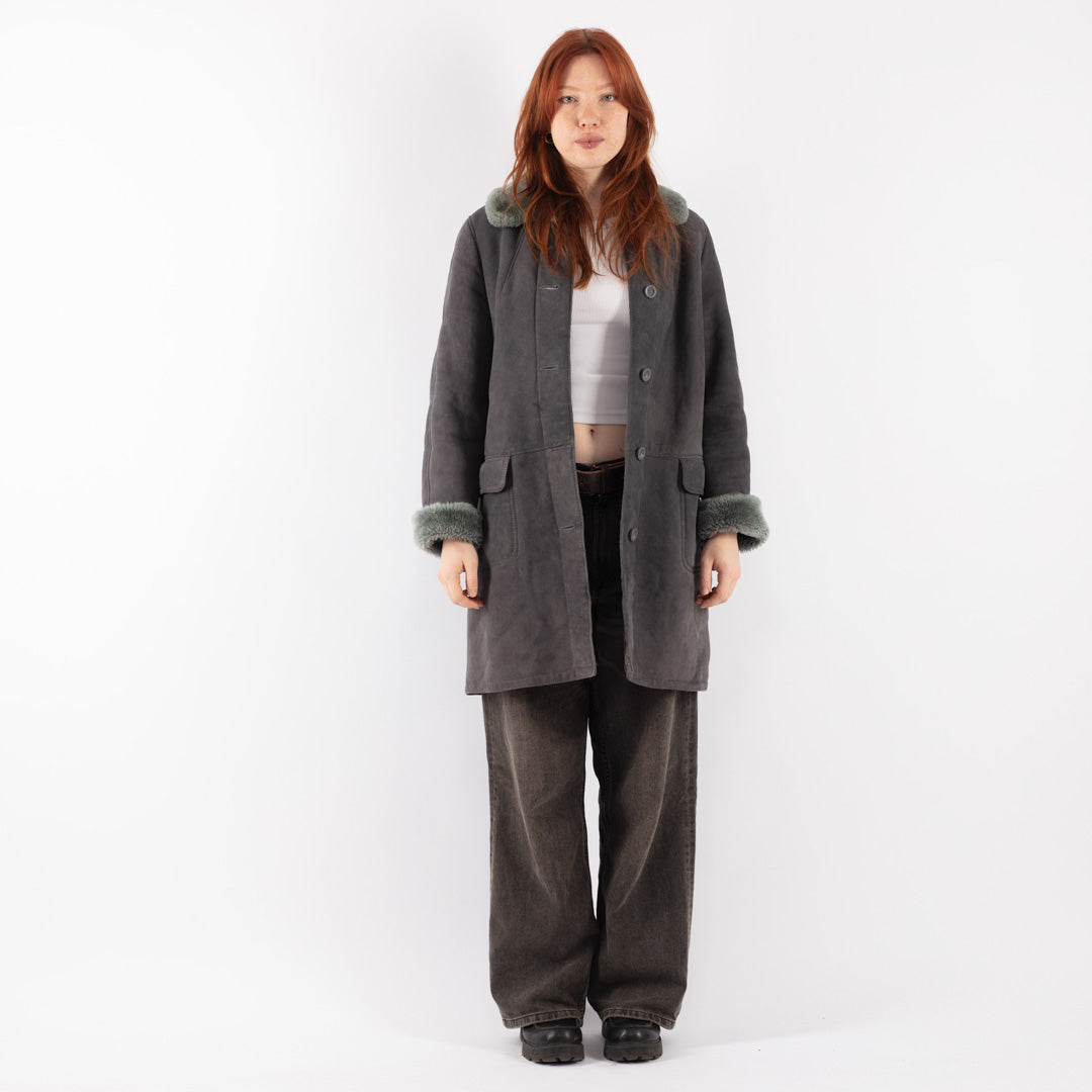 Vintage 70's Women Sheepskin Coat in Gray