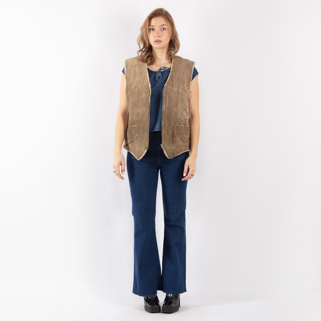 Vintage 90's Women Suede Sherpa Vest in Beige