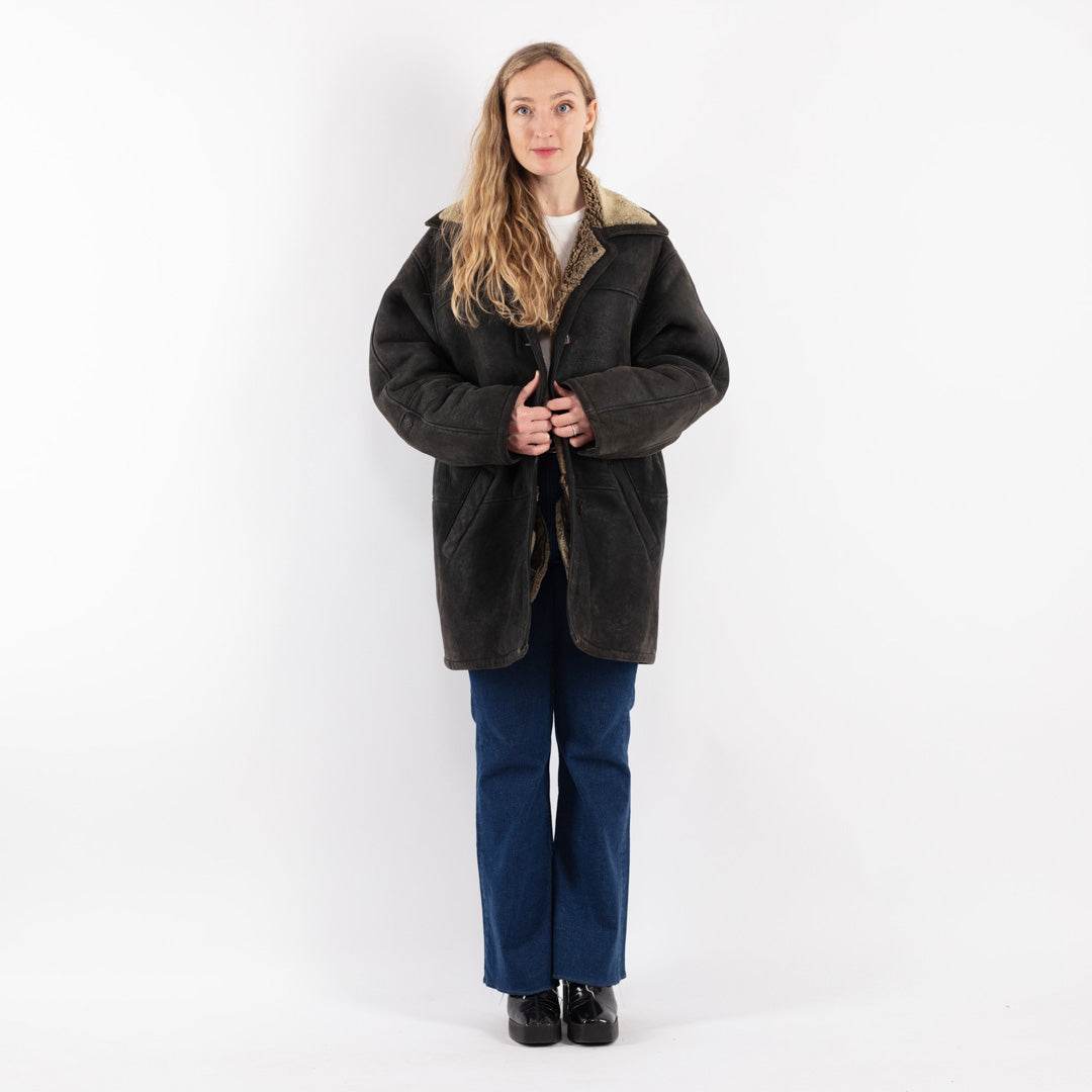 Vintage 90's Women Sheepskin in Black