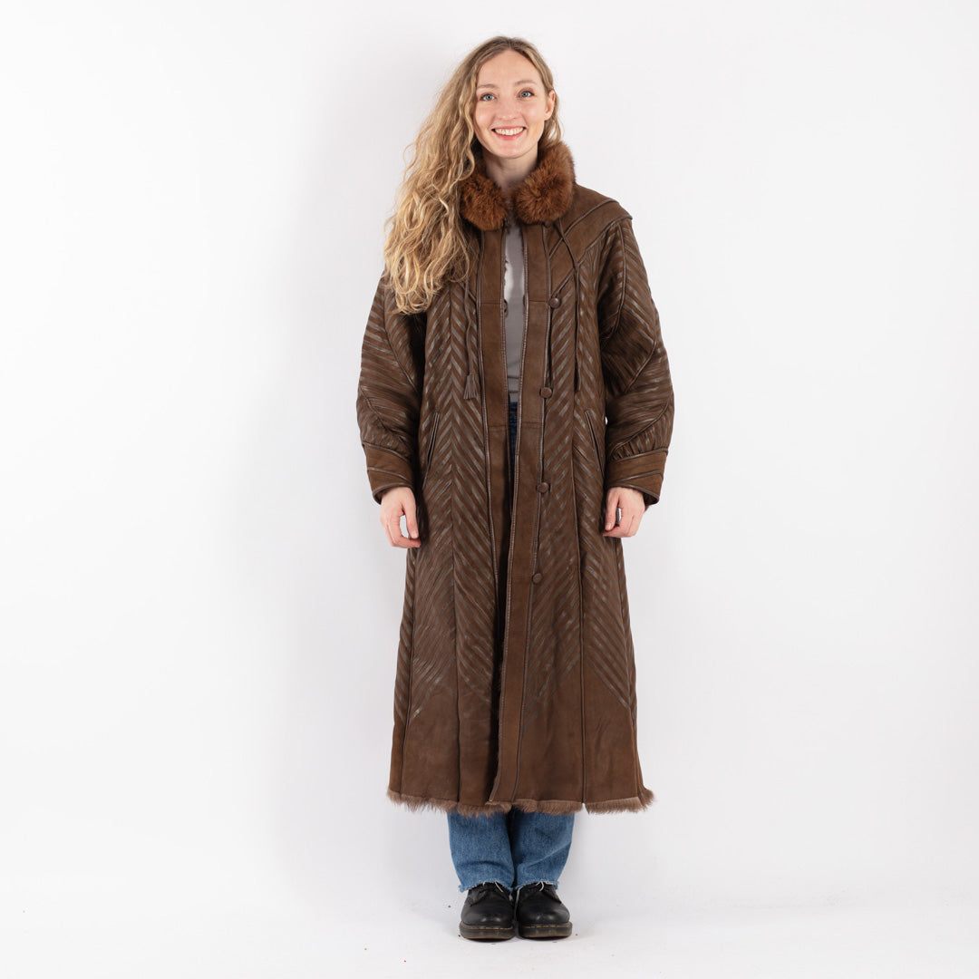 Vintage 80's Women Sheepskin Coat in Brown