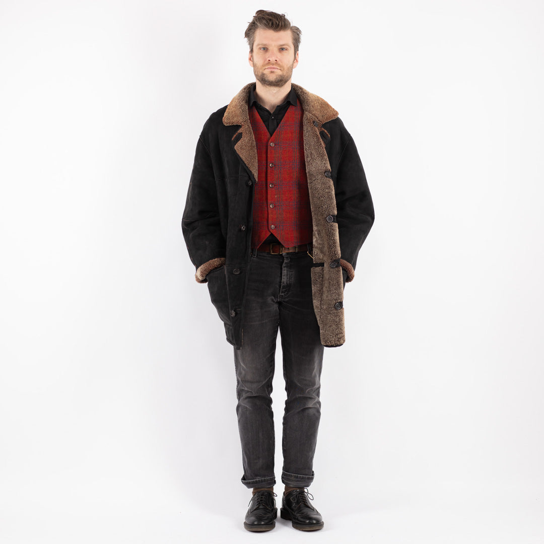Vintage 90's Men Sheepskin Coat in BlackZ182