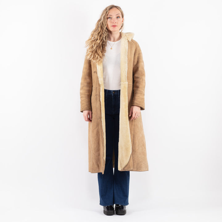 Vintage 90's Women Sheepskin Coat in Beige