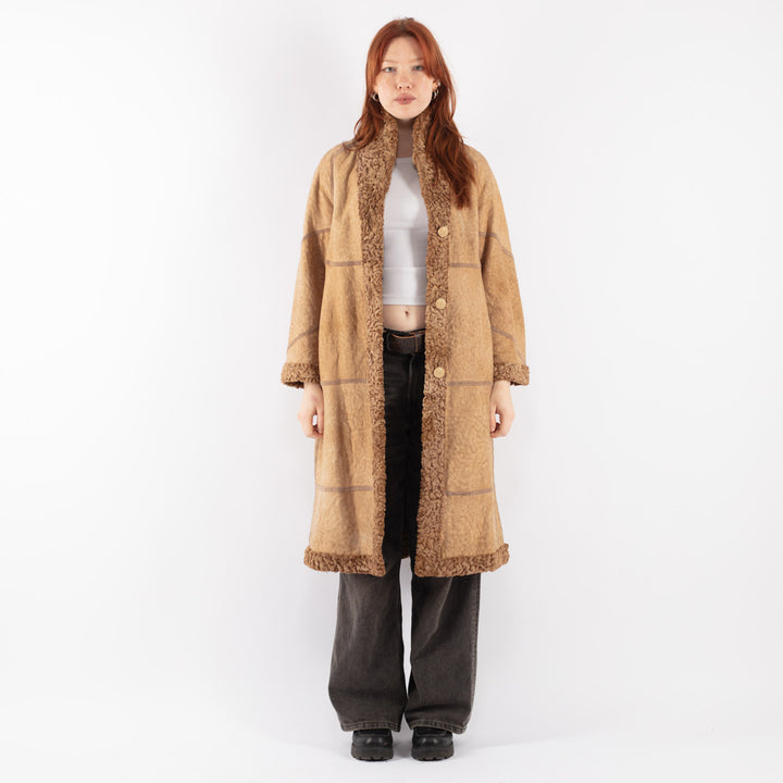 Vintage 80's Women Sheepskin Coat in BeigeV8474