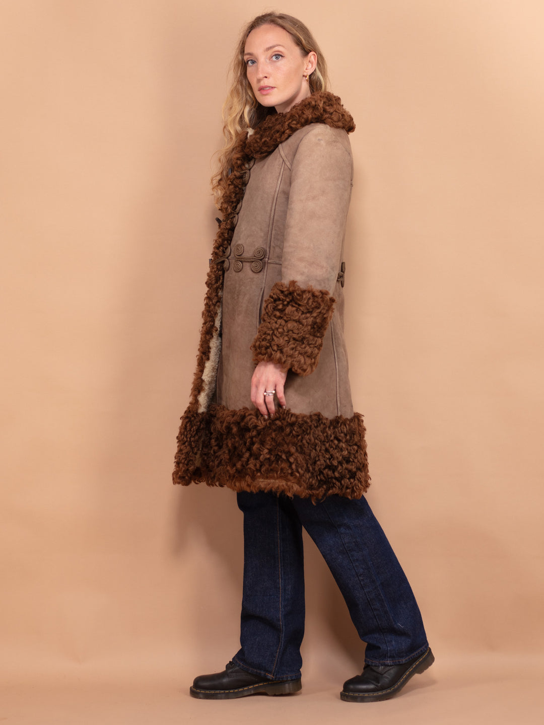 Vintage 70's Women Penny Lane Sheepskin Coat in Beige - NorthernGrip