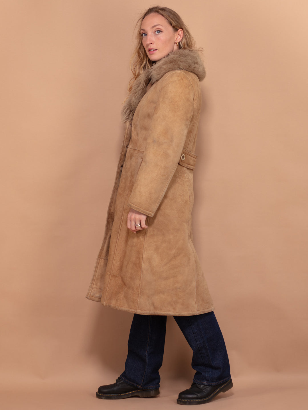 Vintage 70's Women Sheepskin Suede Coat in Beige - NorthernGrip