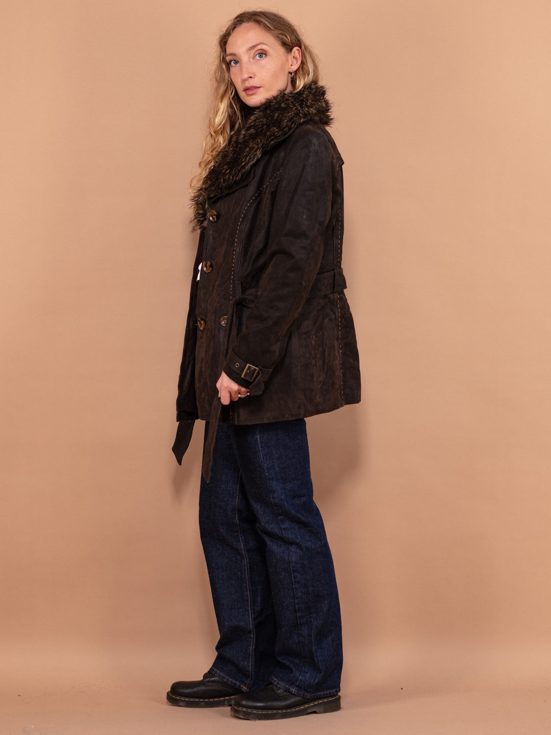 Vintage 00's Women Short Suede Coat in Brown - NorthernGrip