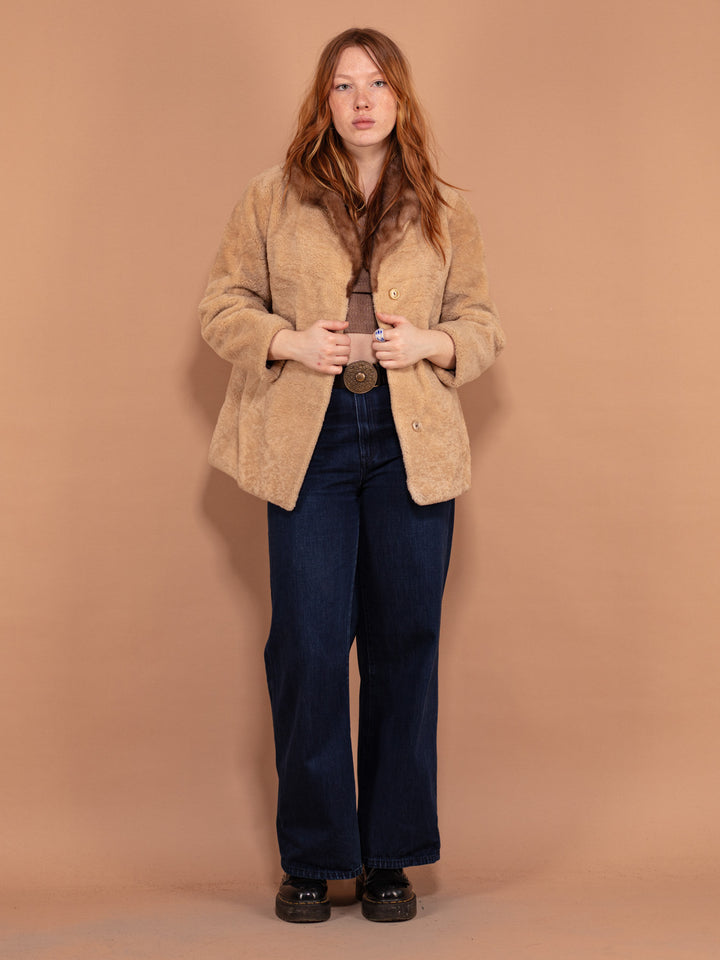 Vintage 60's Women Sheep Fur Coat in Beige - NorthernGrip