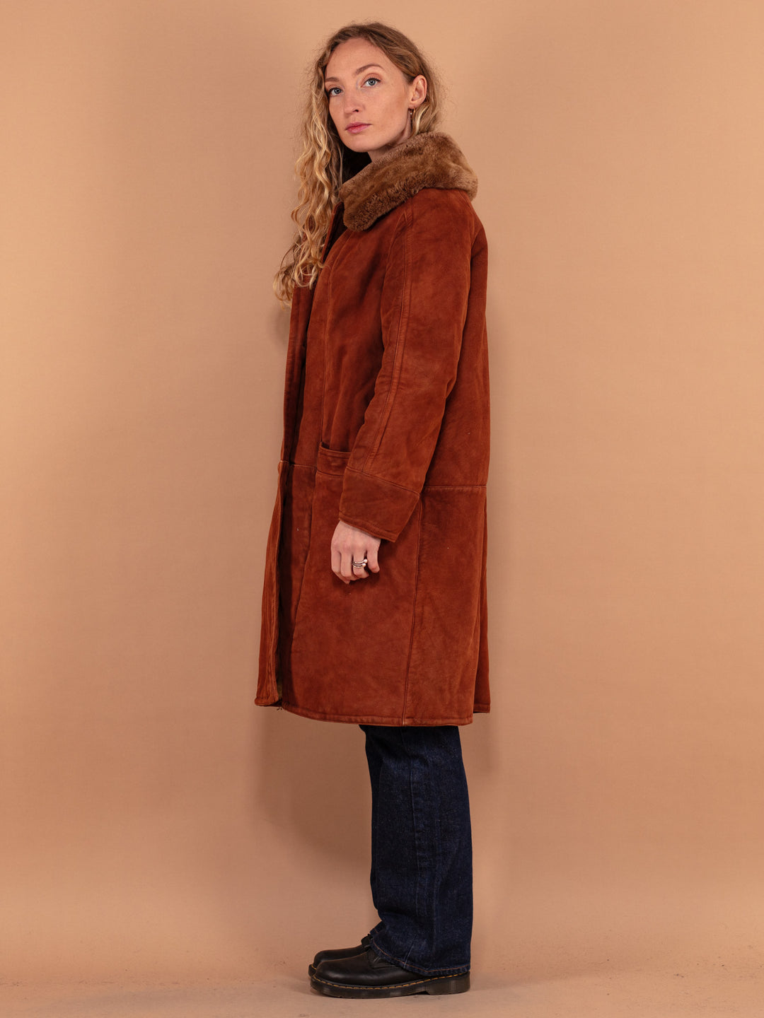 Vintage 70's Women Sheepskin Coat in Caramel Brown - NorthernGrip