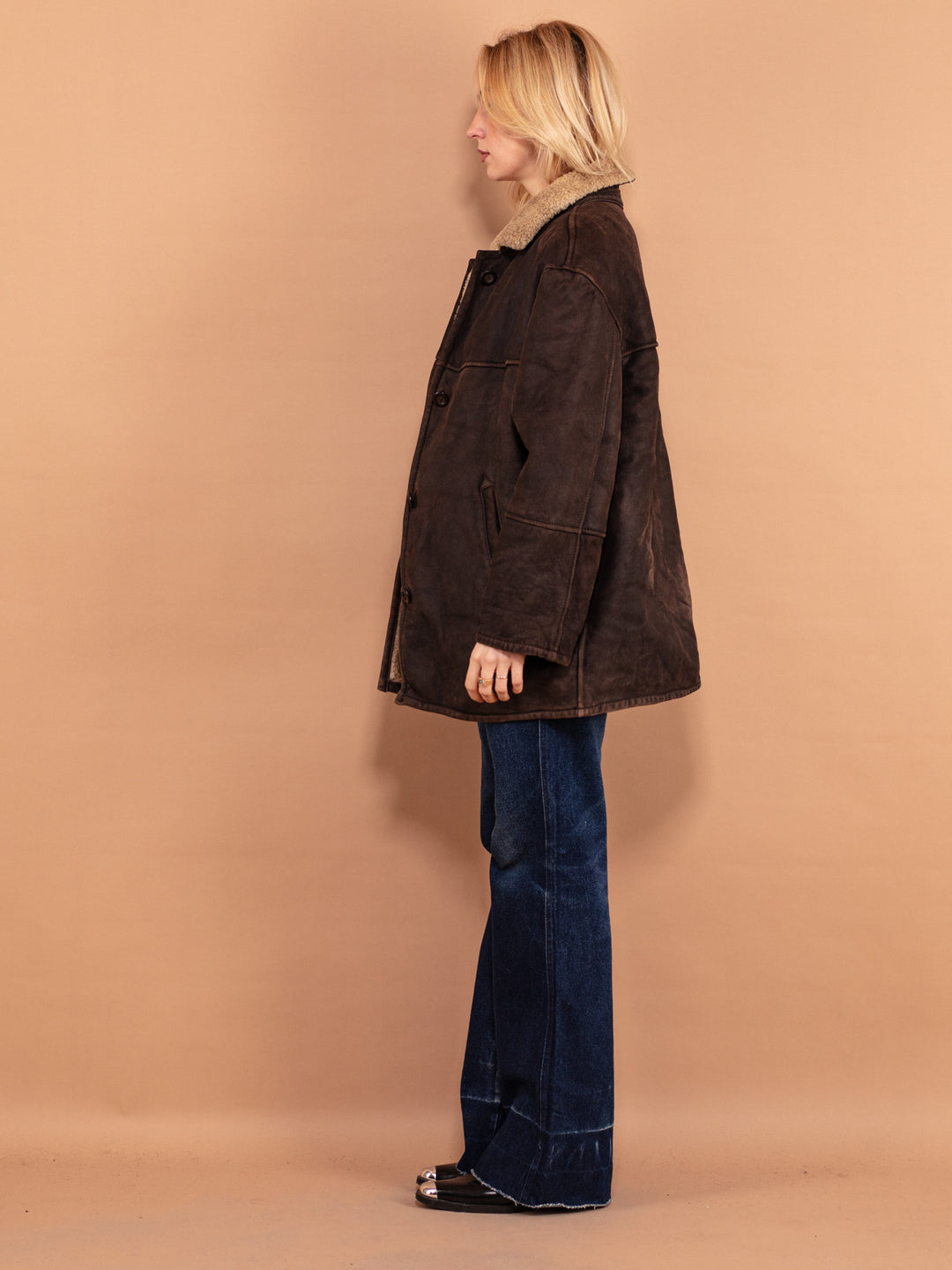 Vintage 90's Women Sheepskin Shearling Coat in Dark Brown - NorthernGrip