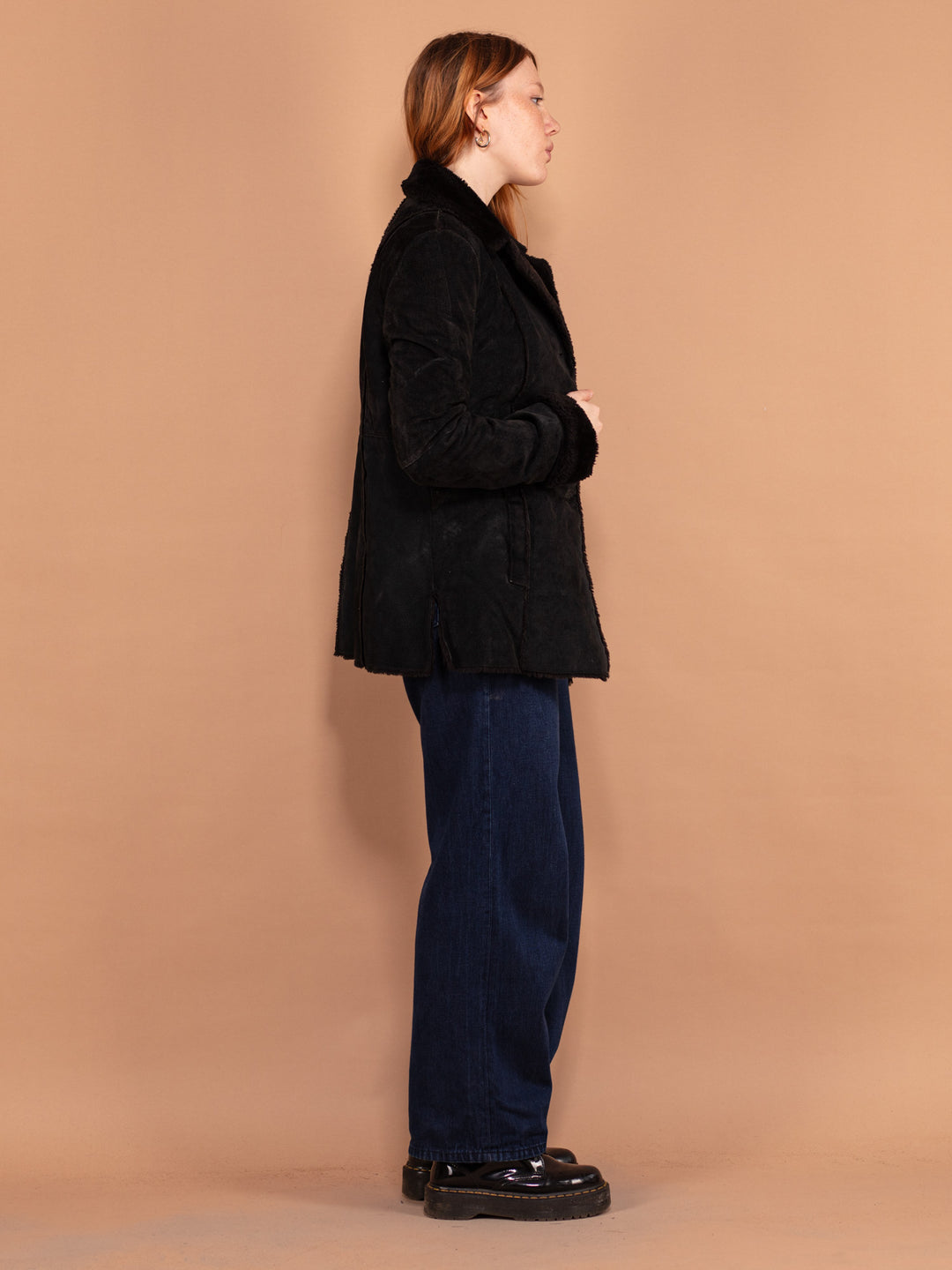 Vintage 90's Women Sherpa Lined Suede Coat in Black - NorthernGrip