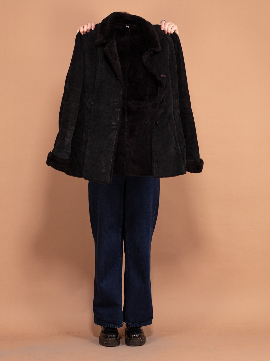 Vintage 90's Women Sherpa Lined Suede Coat in Black - NorthernGrip
