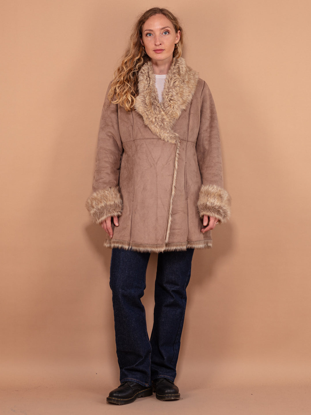 Vintage 00's Women Penny Lane Style Faux Sheepskin Coat in Taupe - NorthernGrip