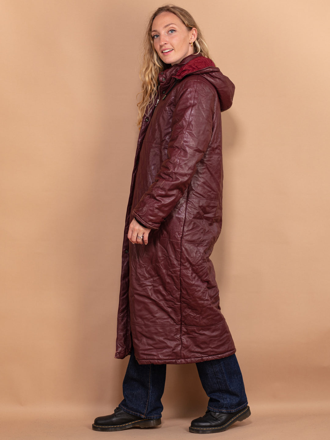 Vintage 80's Women Hooded Leather Coat in Bordo Red - NorthernGrip