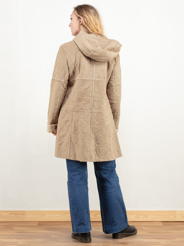 Vintage 90's Women Beige Sherpa Coat - NorthernGrip