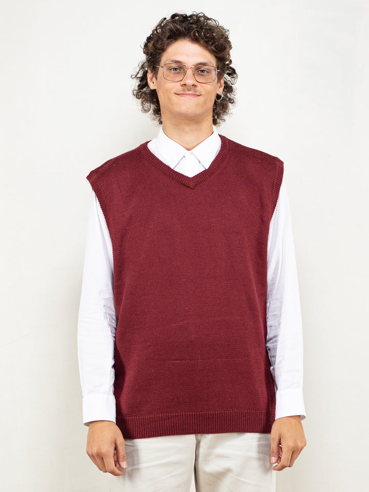 Vintage 90's Sweater Waistcoat Vest in Bordo - NorthernGrip