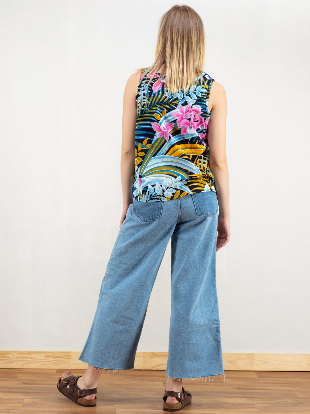 Vintage 90's Sleeveless Cotton Women Top - NorthernGrip