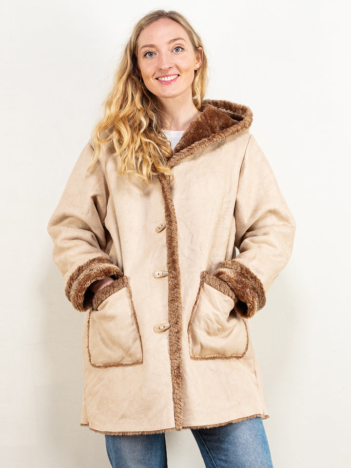 Vintage 00's Women Faux Sheepskin Coat in Beige - NorthernGrip