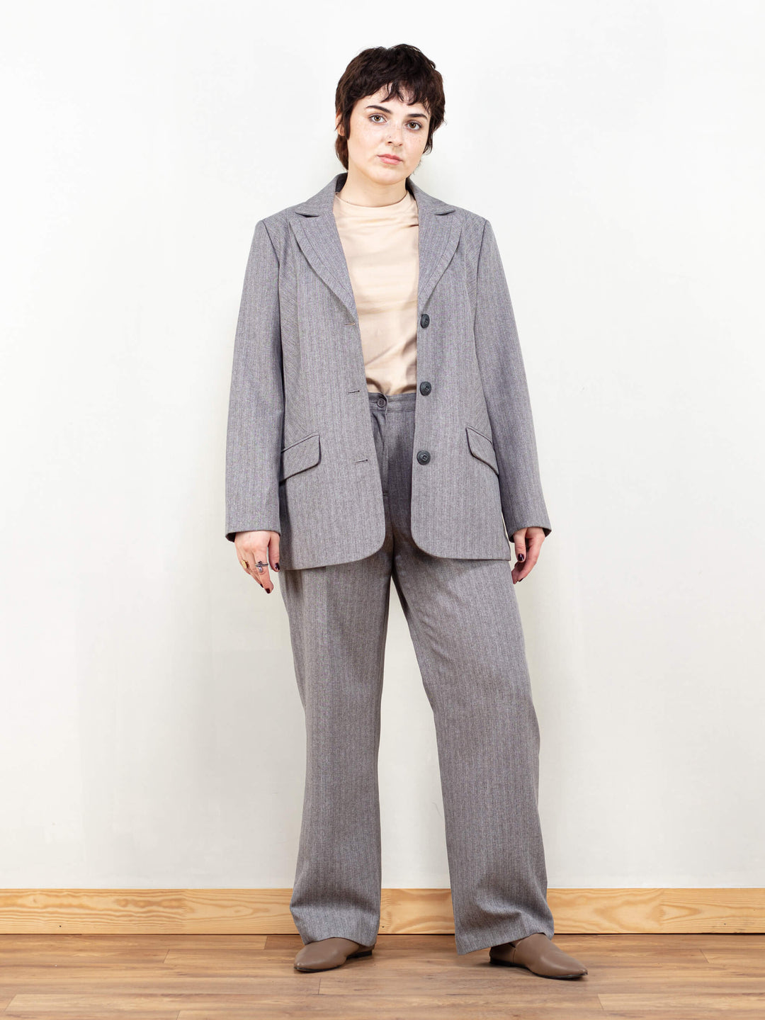 Vintage 90's Women Gray Pantsuit - NorthernGrip