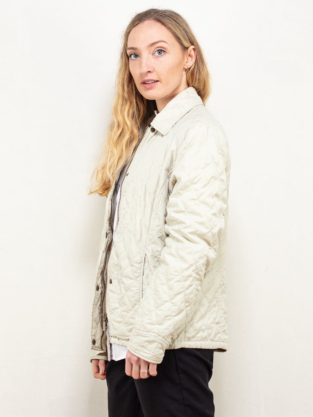 Vintage 00's Women BARBOUR Quilted Jacket in Off White - NorthernGrip