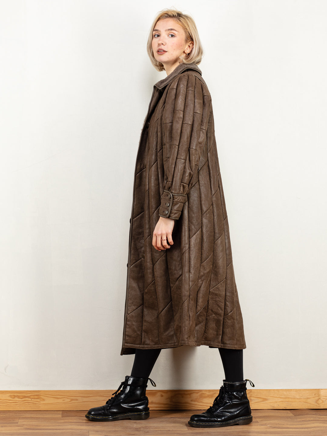 Vintage 80's Women Leather Sheepskin Coat in Brown - NorthernGrip