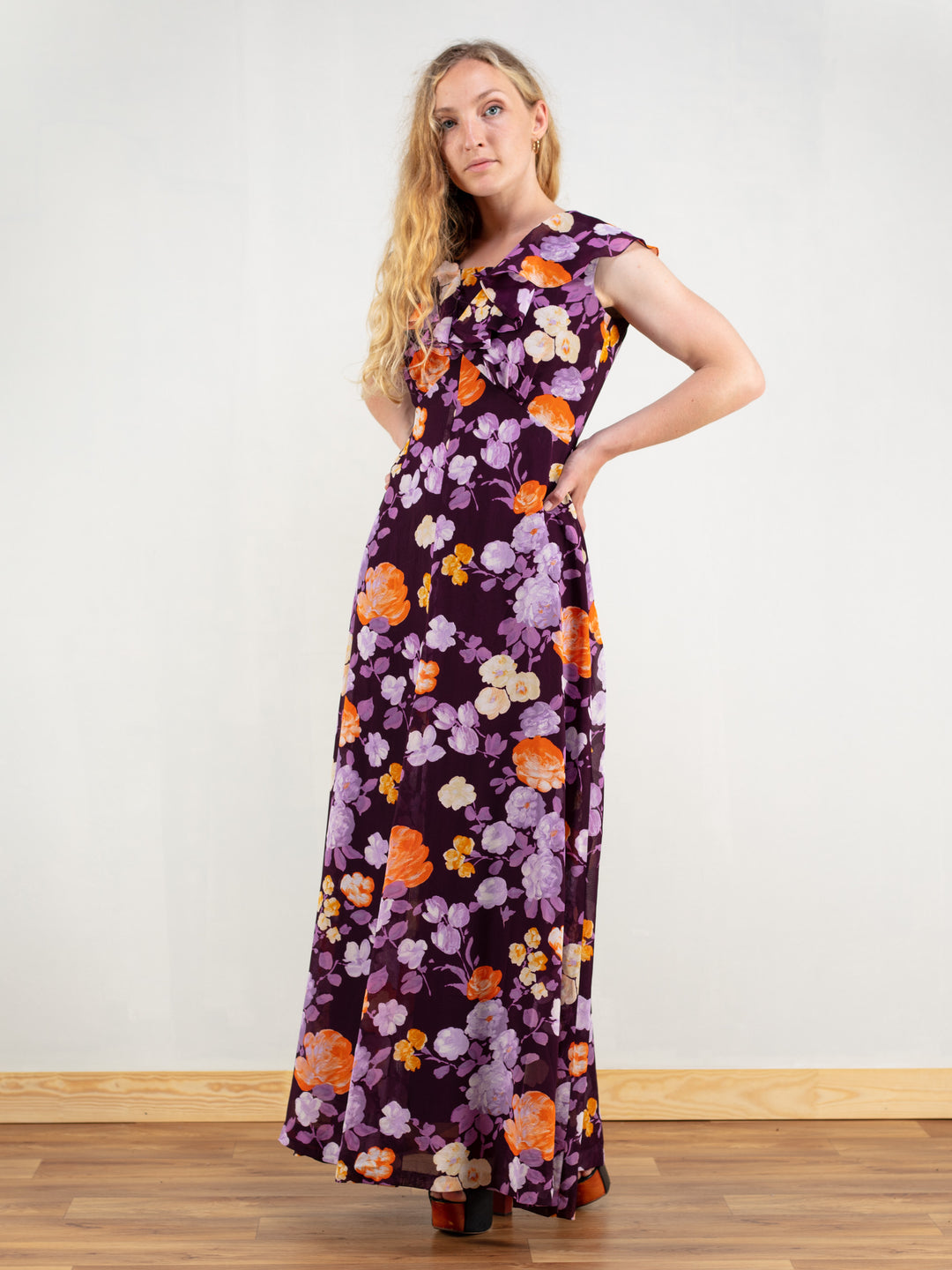 Vintage 70's Women Floral Maxi Dress - NorthernGrip