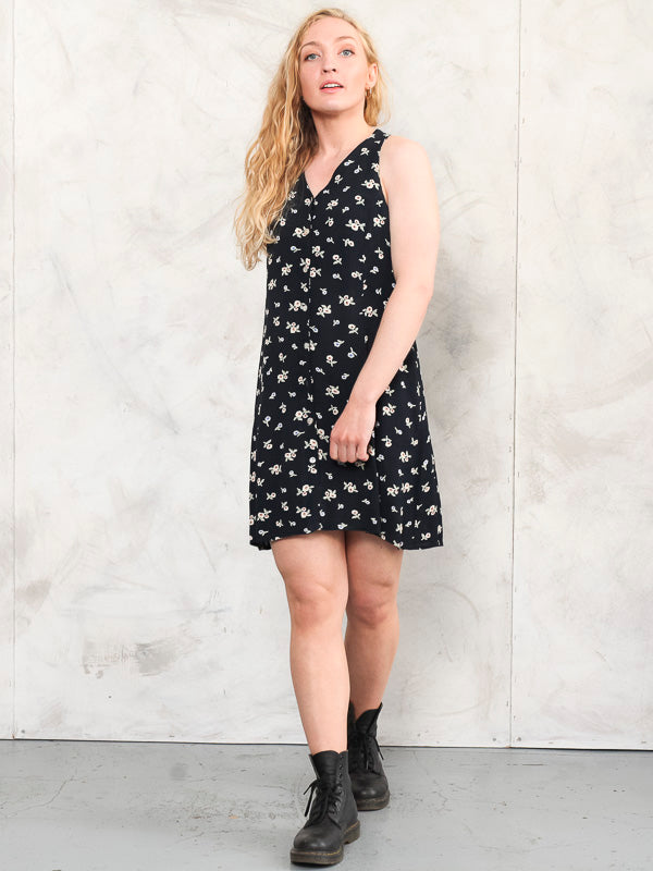 Vintage 90's Women Black Floral Dress - NorthernGrip