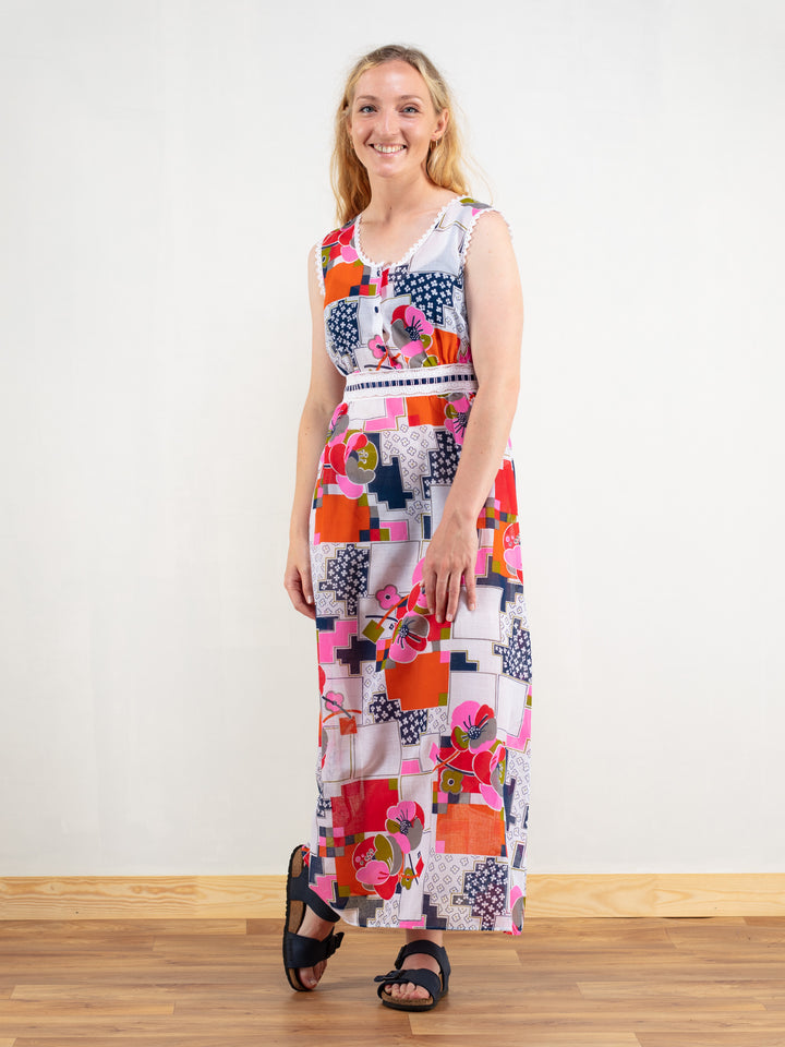 Vintage 70's Women Patterned Maxi Dress - NorthernGrip