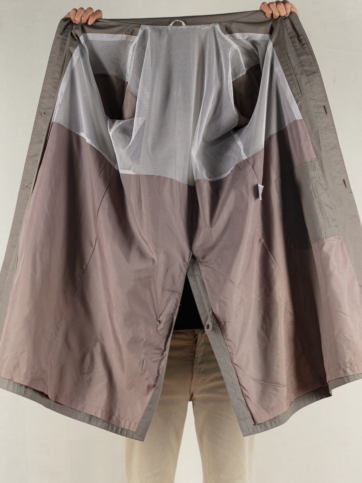 Vintage 90's Men Trench Coat in Grey - NorthernGrip