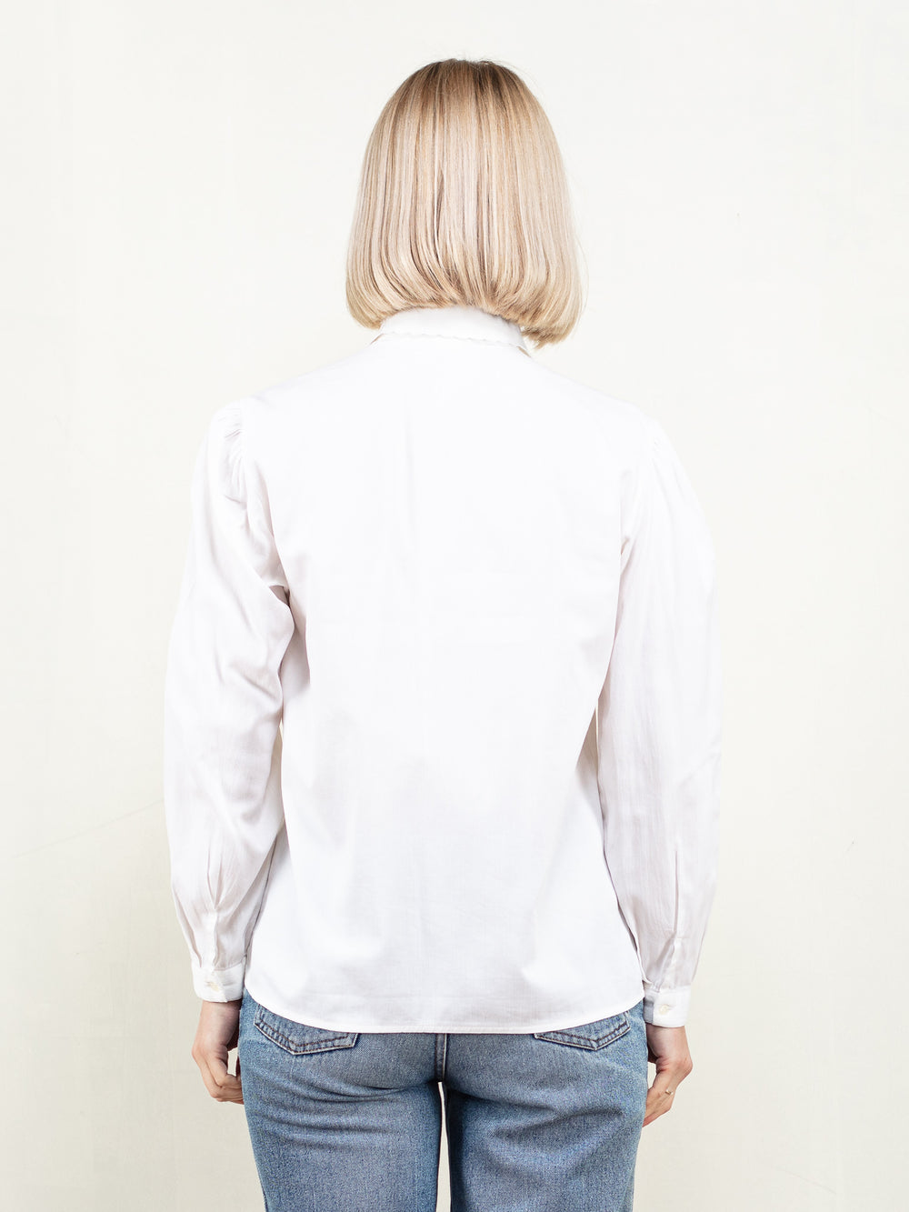 Vintage 70's Women White Blouse - NorthernGrip