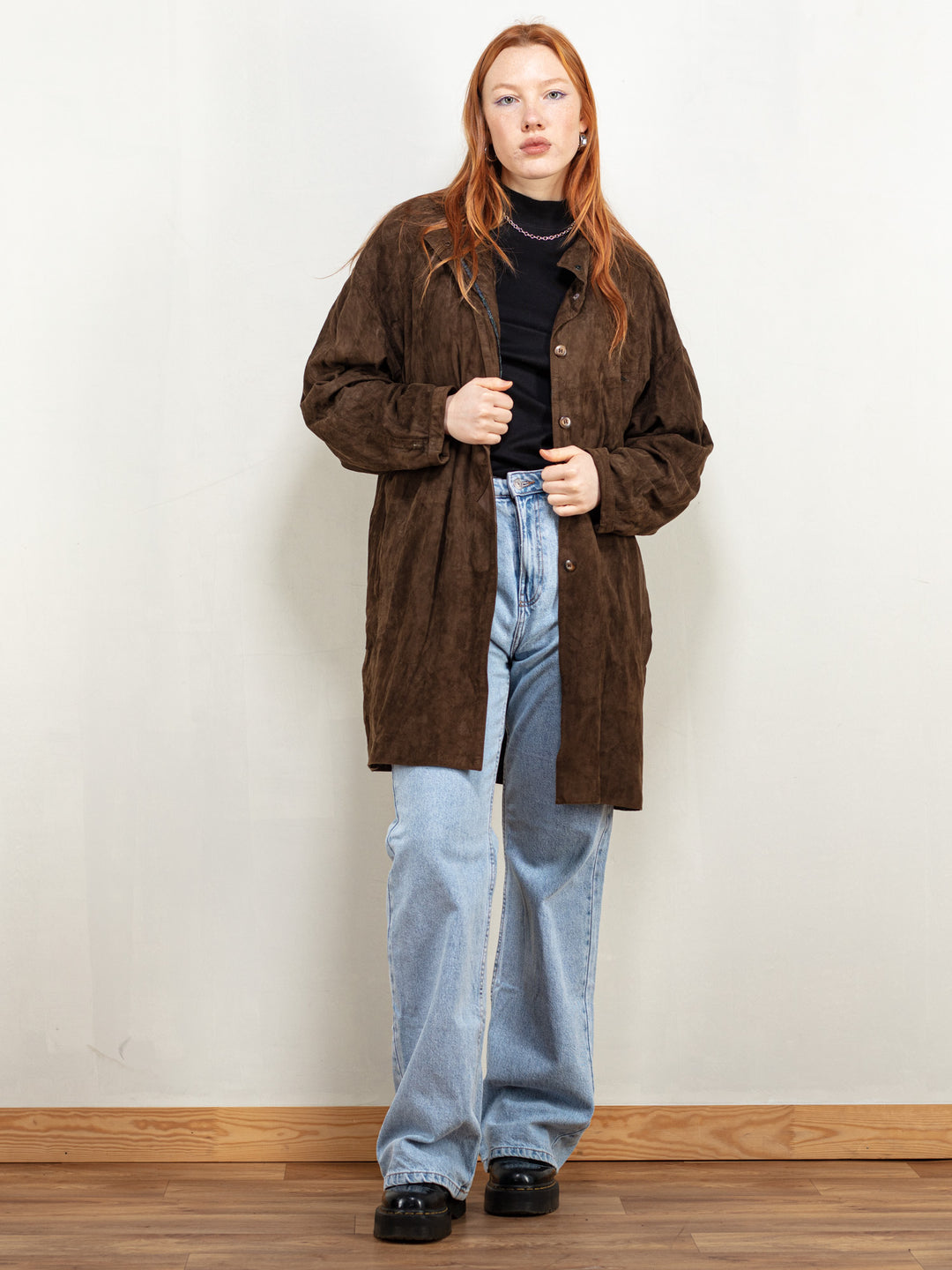 Vintage 90's Women Oversized Suede Coat in Brown - NorthernGrip