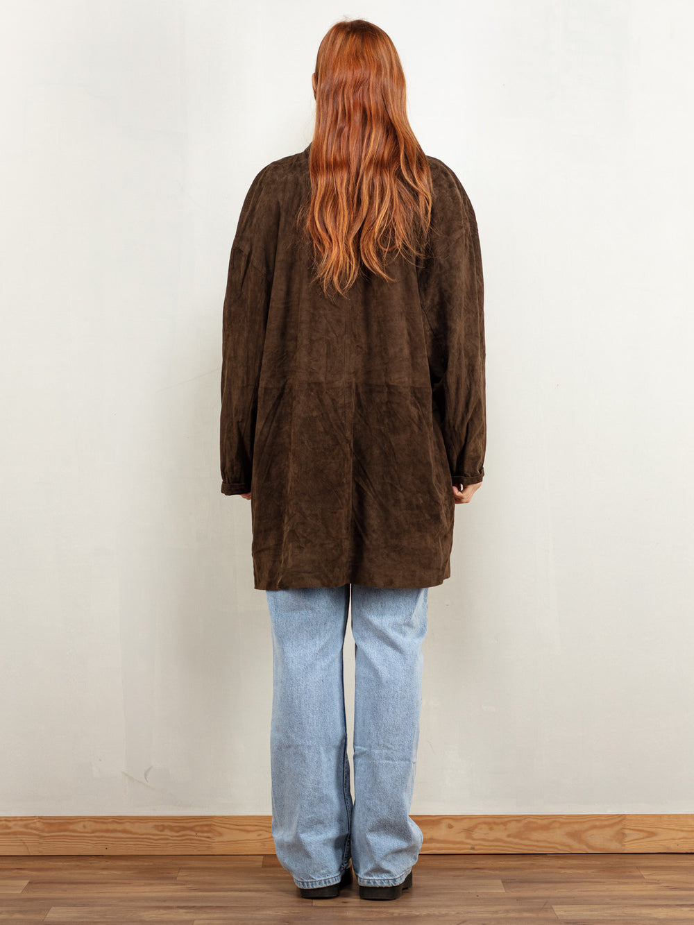 Vintage 90's Women Oversized Suede Coat in Brown - NorthernGrip
