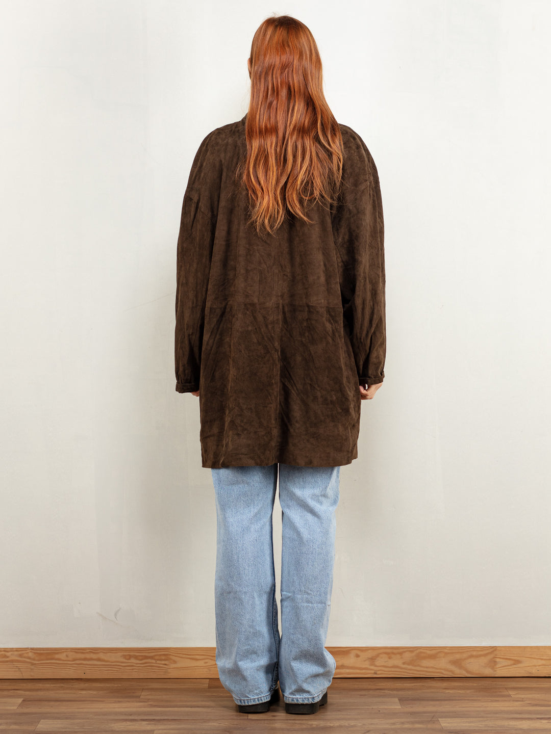 Vintage 90's Women Oversized Suede Coat in Brown - NorthernGrip