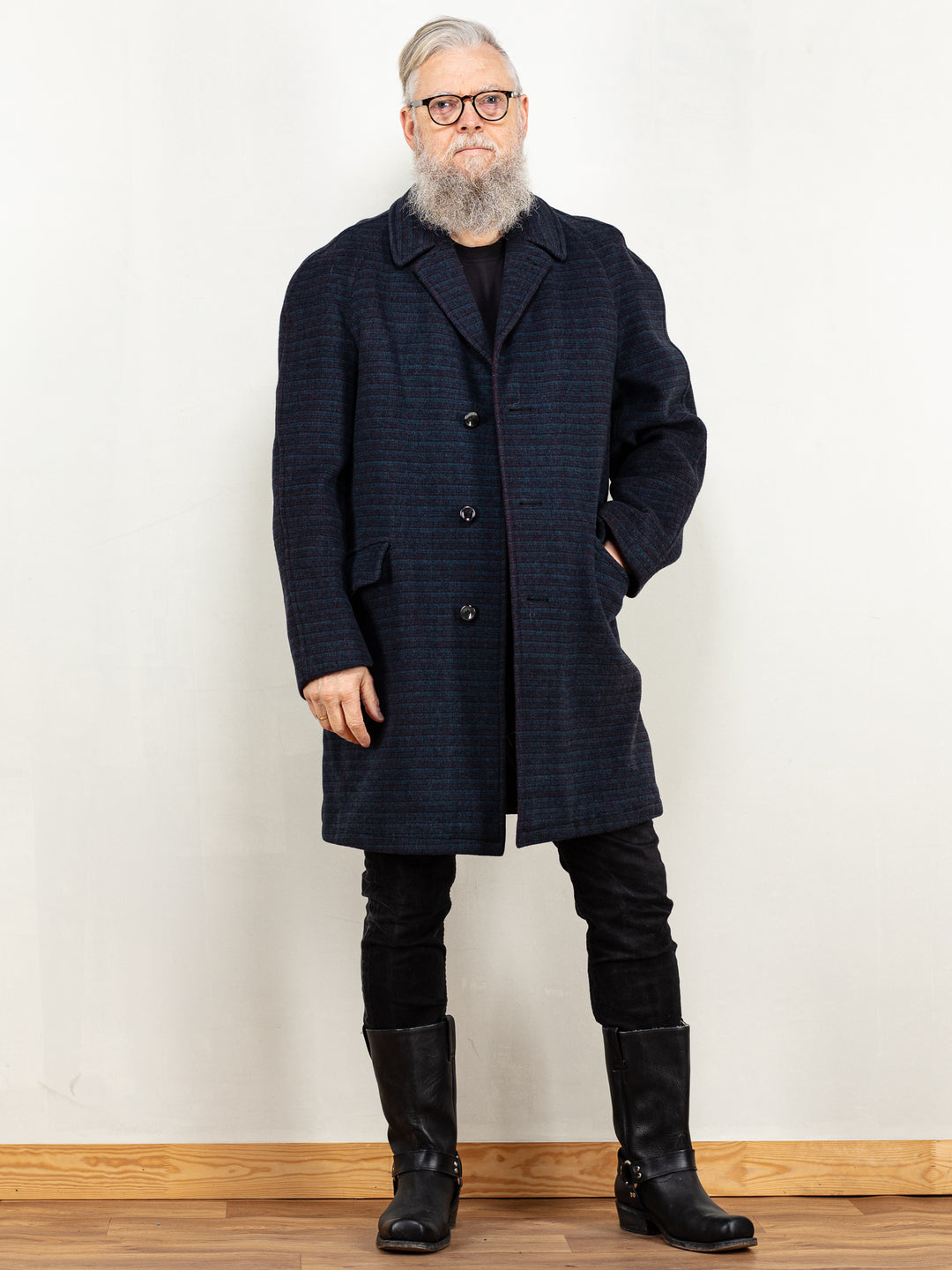 Vintage 80's Men Wool Blend Coat in Blue - NorthernGrip