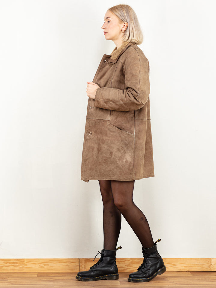 Vintage 80's Women Sheepskin Shearling Coat in Beige - NorthernGrip