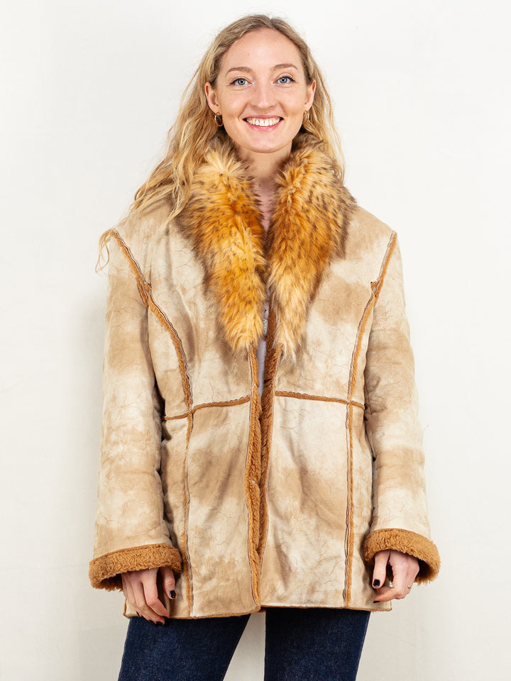 Vintage 90's Women Faux Suede Coat in Beige - NorthernGrip