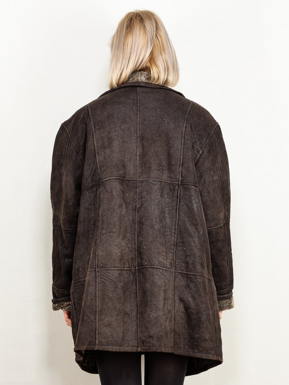 Vintage 90's Women Sheepskin Coat in Brown - NorthernGrip