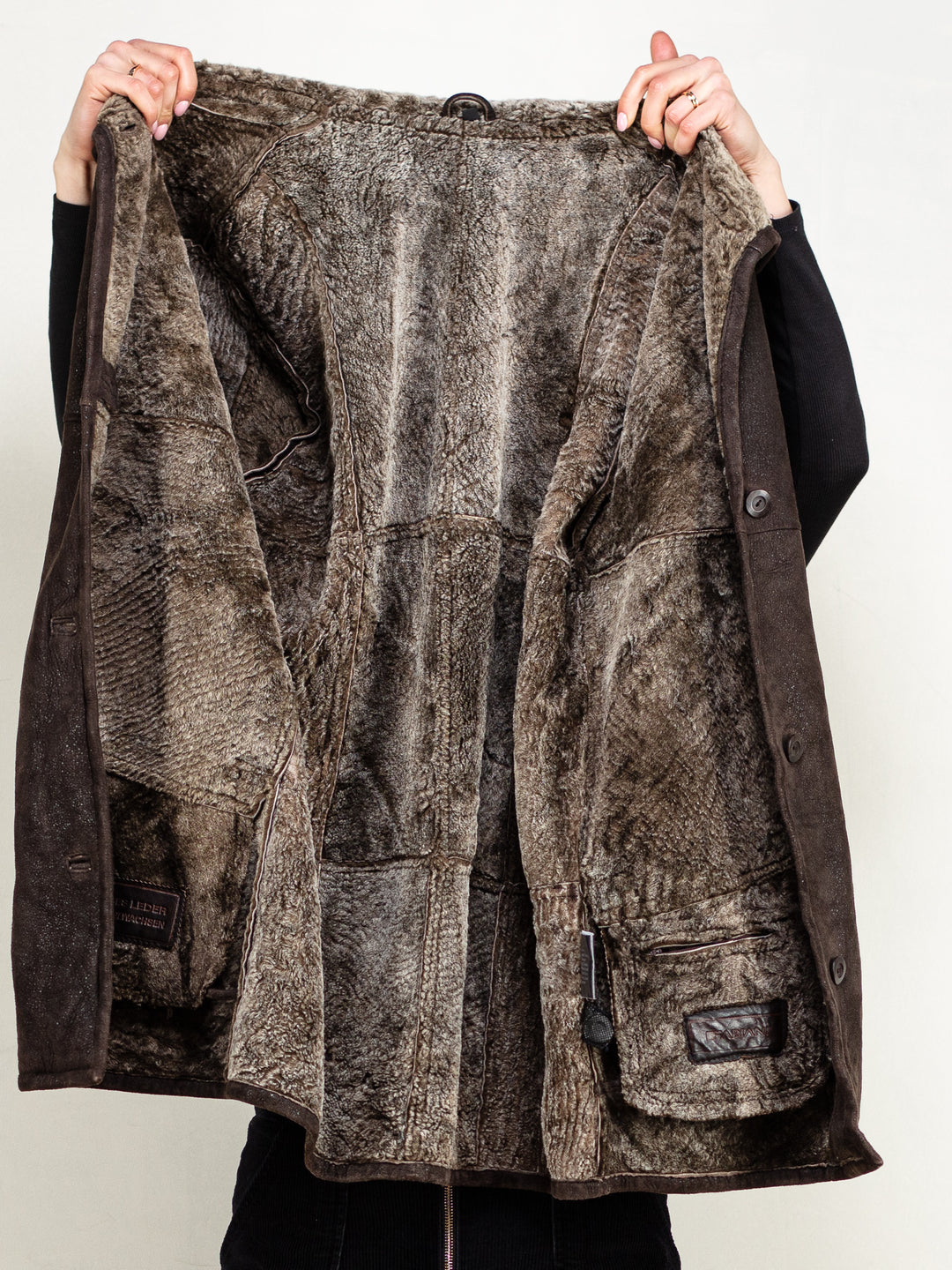 Vintage 90's Women Sheepskin Coat in Brown - NorthernGrip